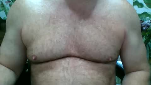 Snapshot of budlgt12 chatting on 05/19/26, 01:28 I love when others make me jack off for them online show from 05/19/26, 01:28