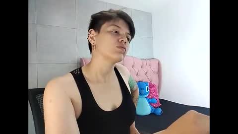 bug2025 online show from 10/17/25, 03:20