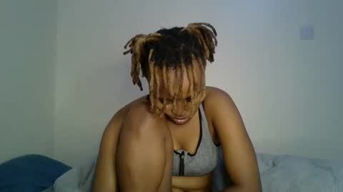 Snapshot of buga_baby chatting on 10/29/25, 03:09 buga_baby online show from 10/29/25, 03:09