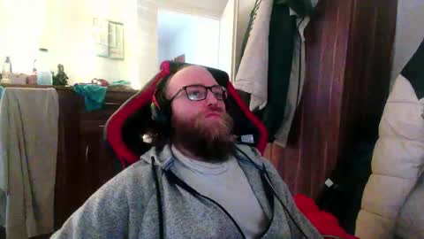 Snapshot of buhalteris chatting on 02/19/26, 11:39 Lukas online show from 02/19/26, 11:39