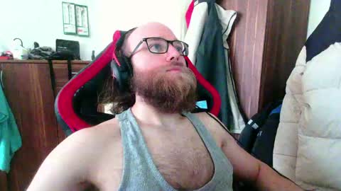 Snapshot of buhalteris chatting on 05/29/26, 06:55 Lukas online show from 05/29/26, 06:55