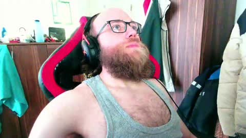 Snapshot of buhalteris chatting on 05/31/26, 10:33 Lukas online show from 05/31/26, 10:33