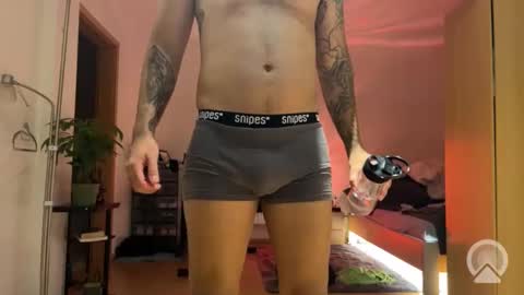 Snapshot of builttotemp chatting on 11/04/25, 09:47 builttotemp online show from 11/04/25, 09:47