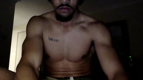 Snapshot of bulaboy27 chatting on 11/20/25, 11:43 meaty man online show from 11/20/25, 11:43