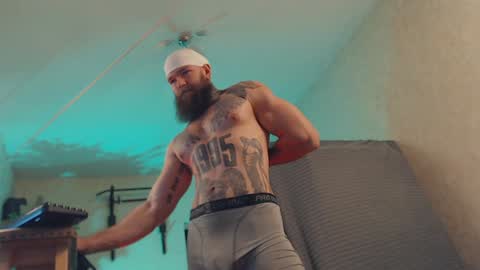 Snapshot of bulatov_x chatting on 12/19/24, 06:01 Dmitriy online show from 12/19/24, 06:01