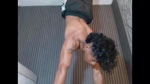 Snapshot of bull_cam chatting on 09/13/25, 06:51 bull_cam online show from 09/13/25, 06:51