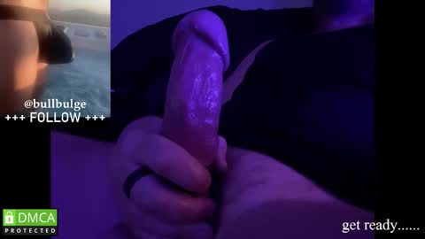 Snapshot of bullbulge chatting on 11/17/25, 07:19 Bull. online show from 11/17/25, 07:19