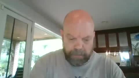 Snapshot of bulldog302w chatting on 06/19/26, 11:36 bulldog302w online show from 06/19/26, 11:36