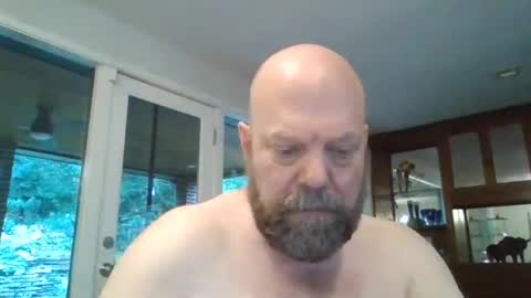 Snapshot of bulldog302w chatting on 06/27/26, 01:17 bulldog302w online show from 06/27/26, 01:17