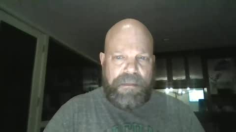 Snapshot of bulldog302w chatting on 06/29/26, 01:01 bulldog302w online show from 06/29/26, 01:01