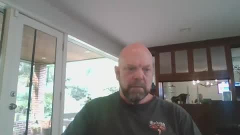 Snapshot of bulldog302w chatting on 07/17/26, 01:40 bulldog302w online show from 07/17/26, 01:40