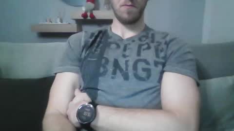 Snapshot of bulletproof36 chatting on 12/17/25, 06:58 Bulletproof online show from 12/17/25, 06:58