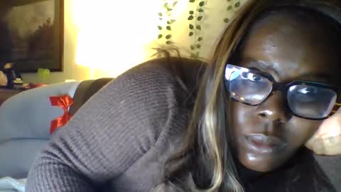 Bunny online show from 10/17/25, 12:14