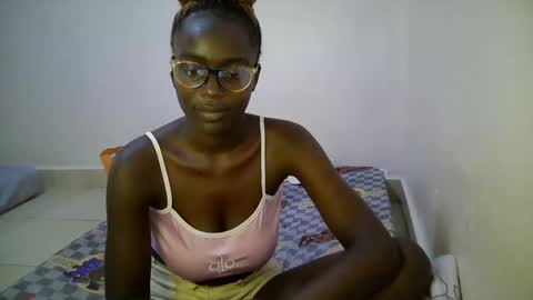Snapshot of bunny_bliss1 chatting on 05/12/26, 04:09 bunny_bliss1 online show from 05/12/26, 04:09