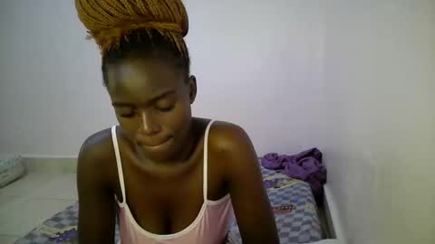 Snapshot of bunny_bliss1 chatting on 05/24/26, 07:08 bunny_bliss1 online show from 05/24/26, 07:08