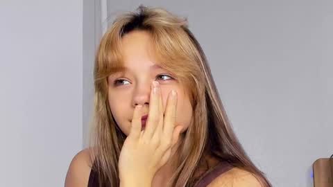 Alice online show from 01/30/25, 03:08