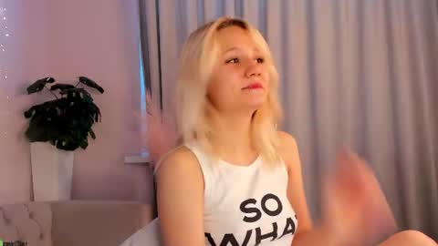 Elsy online show from 07/22/26, 11:24