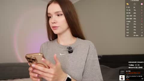 Maddie    Next stream  online show from 08/01/26, 04:50