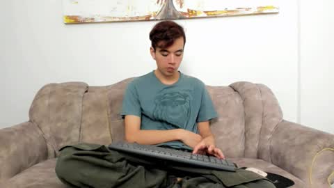 Snapshot of bunny_maxxi chatting on 11/18/25, 12:31 bunny online show from 11/18/25, 12:31