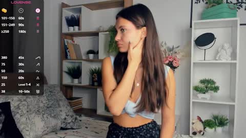 Snapshot of bunny_nova chatting on 10/09/25, 09:07 Aria online show from 10/09/25, 09:07