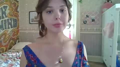 Abigail Grace online show from 03/12/25, 09:03