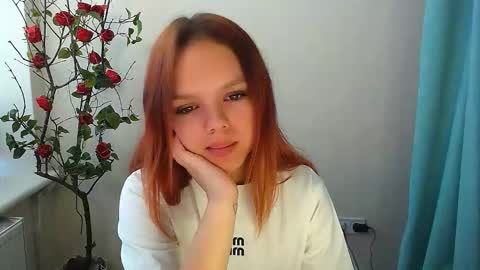 Ariel online show from 09/25/25, 04:05