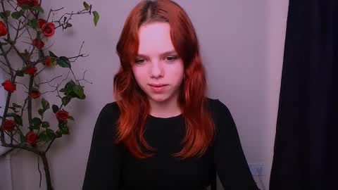 Snapshot of bunnybloom_ chatting on 11/27/25, 09:39 Ariel online show from 11/27/25, 09:39