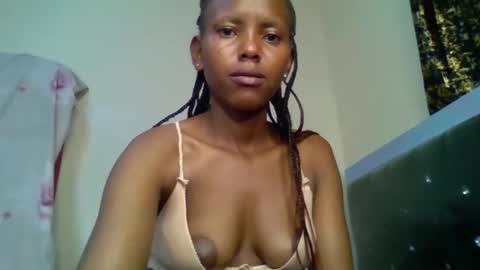 Snapshot of bunnydiva_ chatting on 12/03/25, 06:39 bunnydiva_ online show from 12/03/25, 06:39