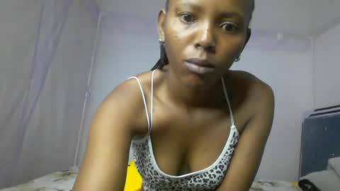 bunnydiva_ online show from 06/14/26, 01:47