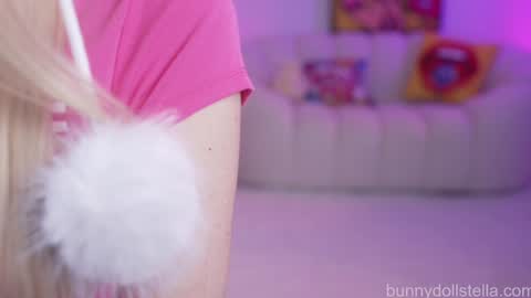 Stella online show from 10/05/25, 11:46