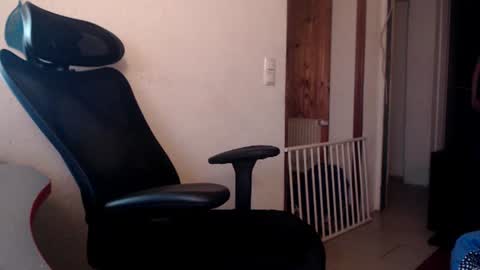 Snapshot of bunnydollstellas_toyboy chatting on 07/20/26, 05:48 bunnydollstellas_toyboy online show from 07/20/26, 05:48