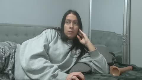 Snapshot of bunnyela chatting on 01/19/26, 12:31 bunnyela online show from 01/19/26, 12:31