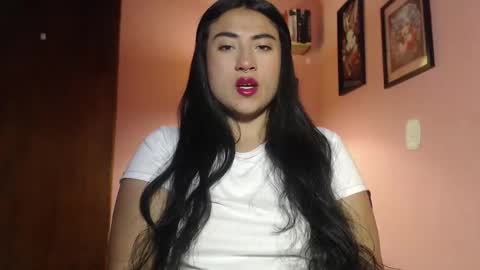 bunnyEmilyR0s33 online show from 01/24/25, 07:51
