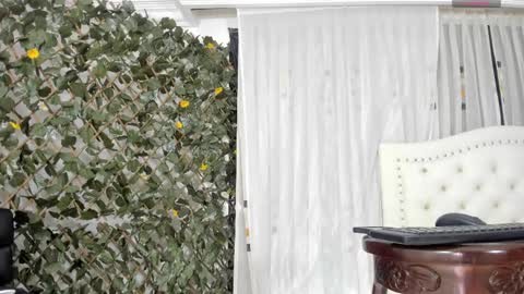 Angela Santini online show from 02/25/25, 12:58