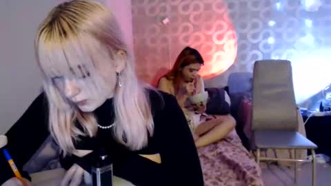 Snapshot of bunnykiss69 chatting on 03/12/25, 09:13 bunnykiss69 online show from 03/12/25, 09:13