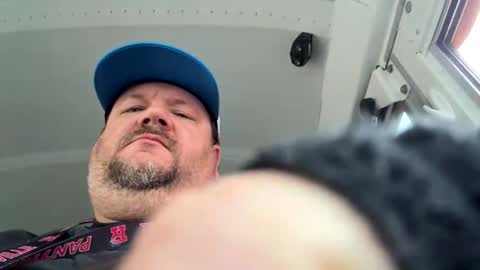 Snapshot of burkemeister101 chatting on 09/22/25, 11:45 Burkemeister online show from 09/22/25, 11:45