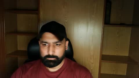 Hairy Arabian online show from 09/13/25, 07:46