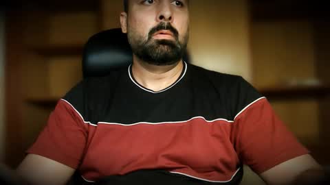 Hairy Arabian online show from 09/26/25, 02:59