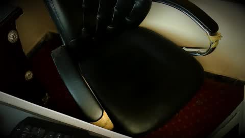 Hairy Arabian online show from 10/30/25, 03:52