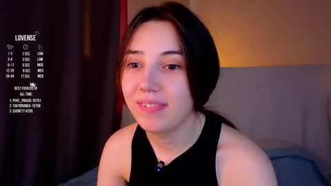 Snapshot of burnletitallburn chatting on 09/28/25, 02:50 Jessica online show from 09/28/25, 02:50