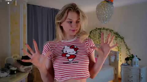 Snapshot of burnletitallburn chatting on 10/01/25, 02:34 Jessica online show from 10/01/25, 02:34