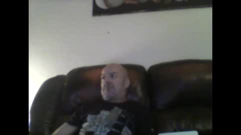 burnleyguy1977 online show from 01/12/26, 07:13