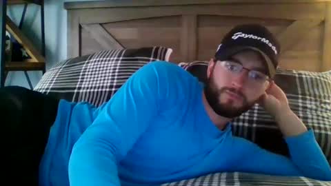 Snapshot of burntbunz chatting on 01/19/25, 10:49 burntbunz online show from 01/19/25, 10:49