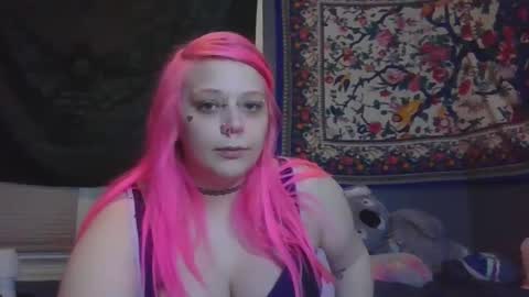 Snapshot of burnthemail chatting on 01/08/25, 11:30 lilly online show from 01/08/25, 11:30