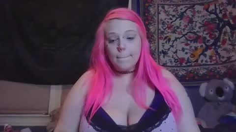 Snapshot of burnthemail chatting on 01/27/25, 02:31 lilly online show from 01/27/25, 02:31