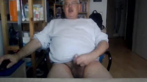 busi online show from 11/08/25, 07:30