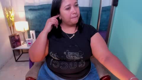 busty juicy online show from 01/11/25, 12:40