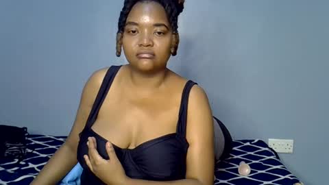 busty kenzi online show from 07/21/26, 06:10
