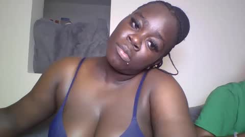 busty_mellons online show from 10/09/25, 10:46