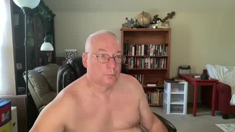 bustyballs100 online show from 09/26/25, 01:59